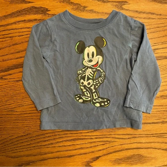 GAP Gray Long Sleeve Kids Shirt with Mickey Mouse 12-18 months - Picture 1 of 5